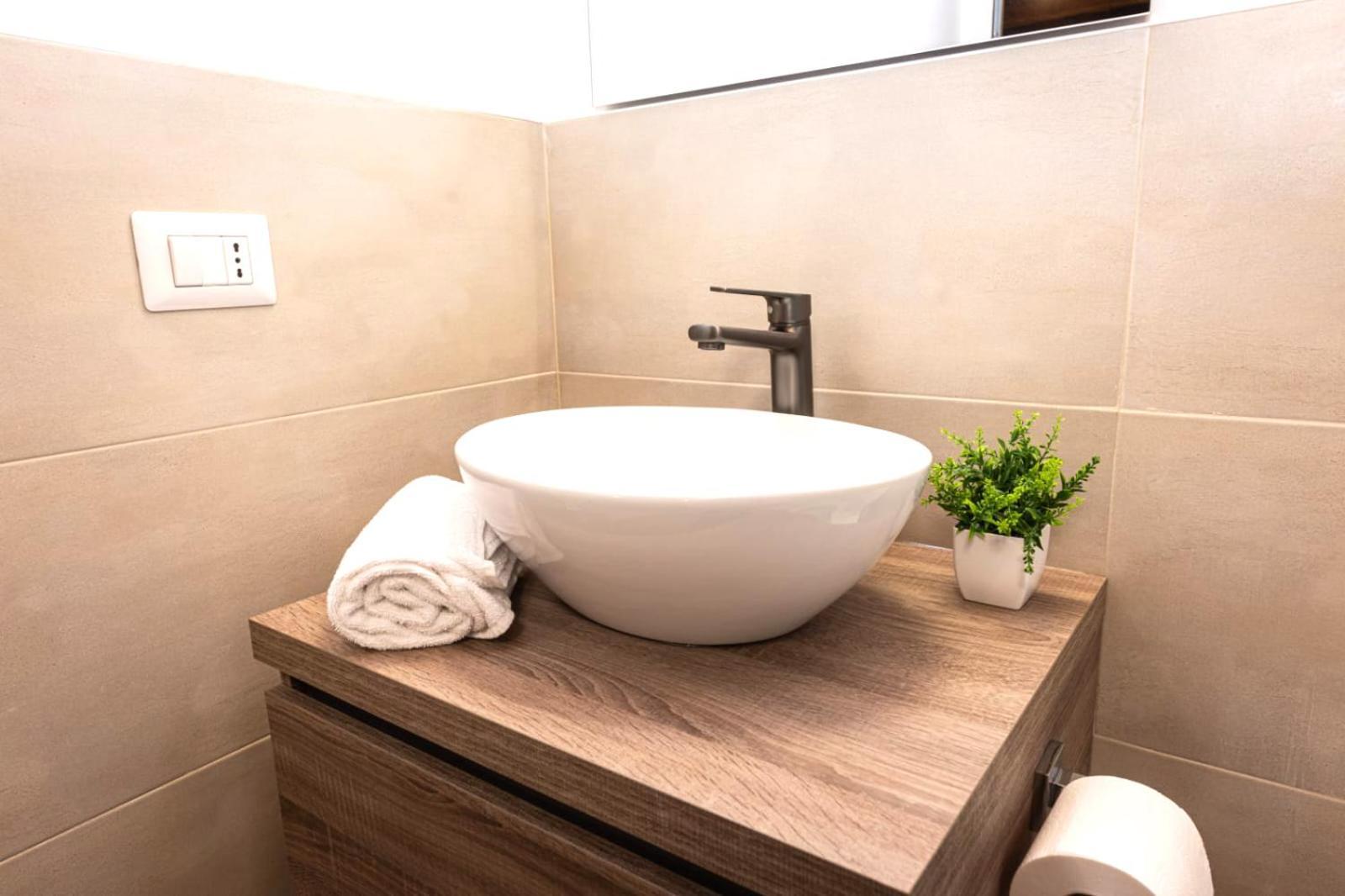 Al 18 Verona Rooms מראה חיצוני תמונה